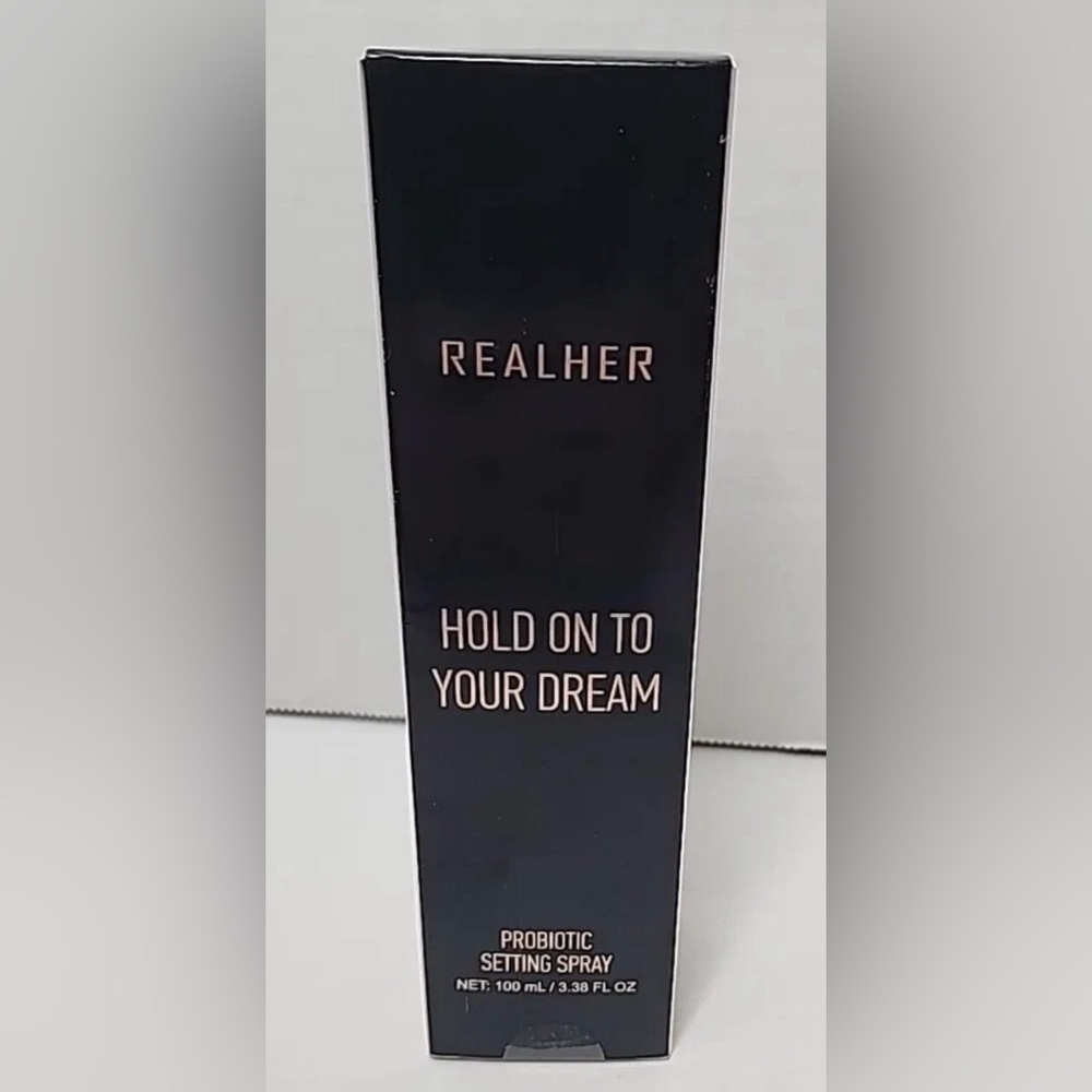 REALHER Hold On To Your Dream Probiotic Setting Spray